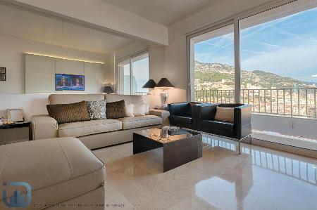 4-roomed apartment with sea view